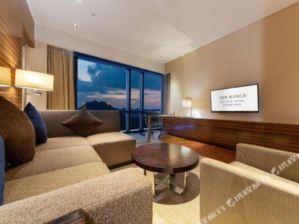 New World Guiyang Hotel Dış mekan fotoğraf