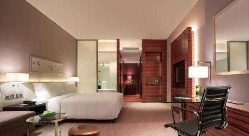 New World Guiyang Hotel Dış mekan fotoğraf