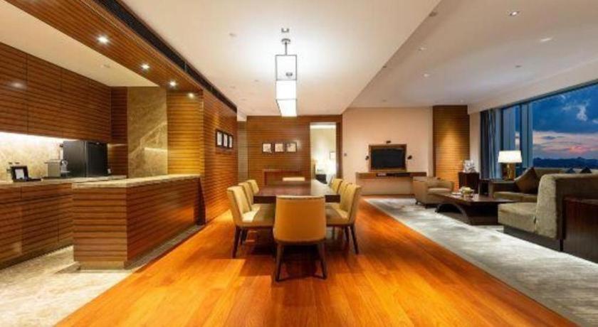 New World Guiyang Hotel Dış mekan fotoğraf